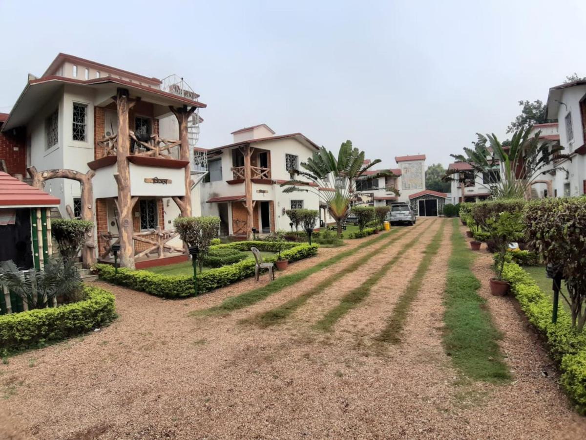 New Hemanjali Resort Bolpur Ngoại thất bức ảnh